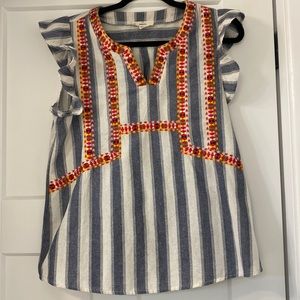 Boutique embroidered flowy sleeve top